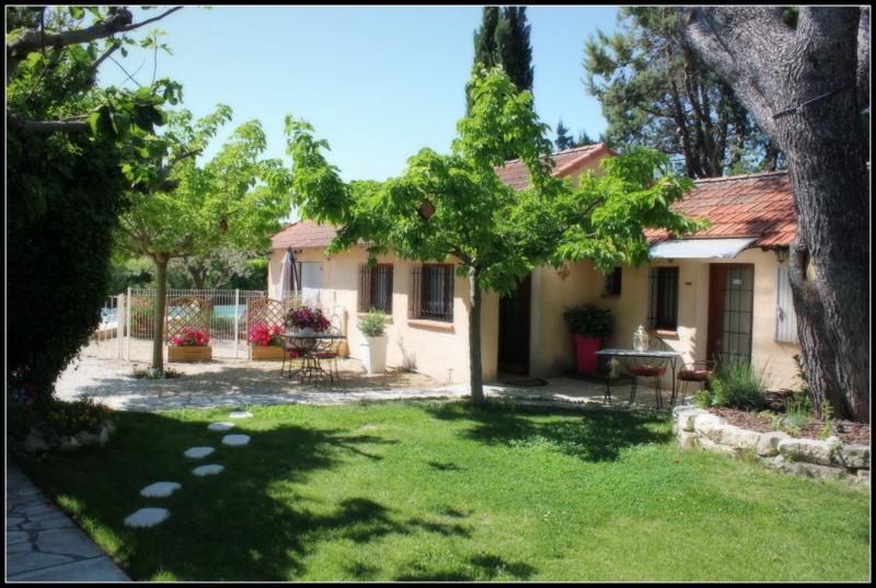 Bed and Breakfast A L'Oree Du Pin Aix-en-Provence Exterior foto