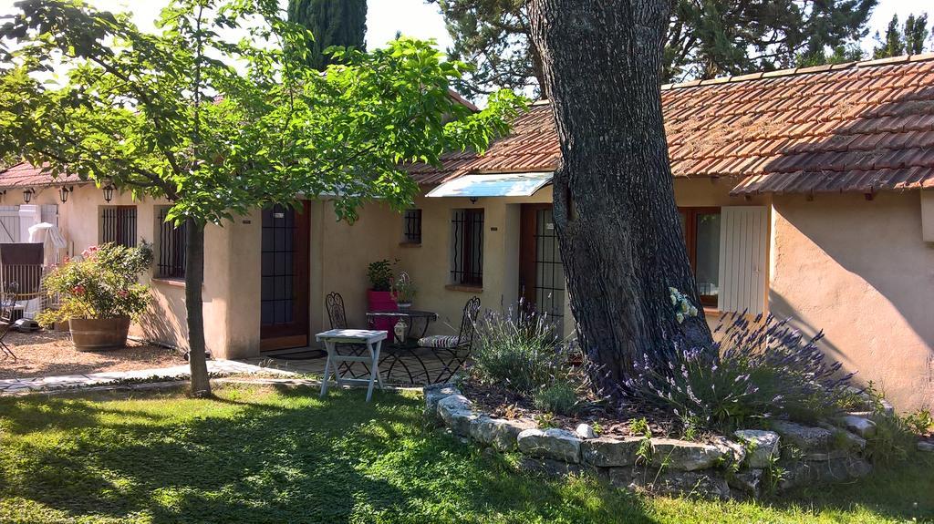 Bed and Breakfast A L'Oree Du Pin Aix-en-Provence Exterior foto